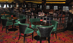 NCL Epic pool deck
