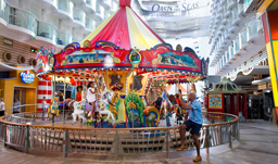 RCI_Oasis_of_the_Seas_Central_Park_Balcony_Stateroom