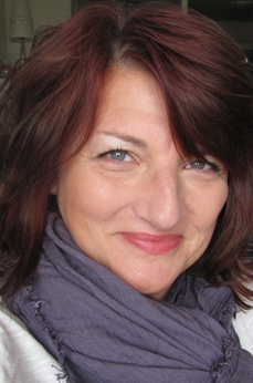 elizabeth lakic a travel agent with tripcentral in our conestoga mall location