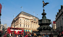 Trafalgar Tours offers First Class Escorted Coach Tours in Europe, USA & Canada, South Pacific, Asia and South America