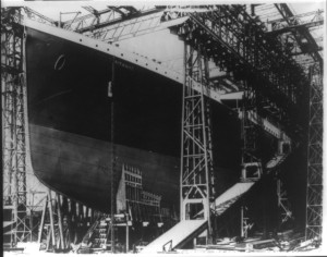 Titanic being built