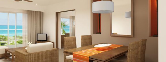 Valentin Perla Blanca Dining Area
